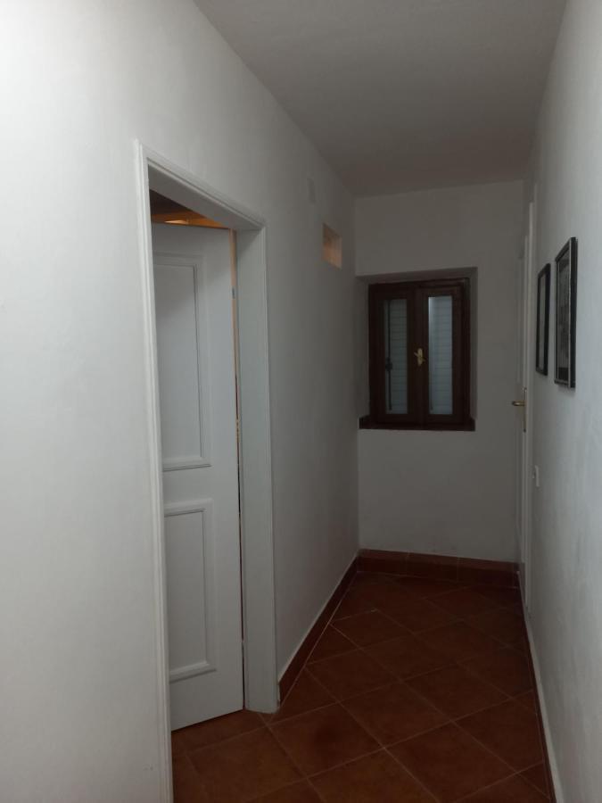 Apartment Katarina Risan Exteriör bild